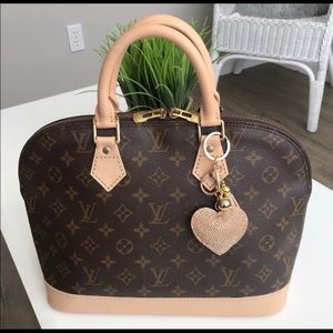Authentic Louis Vuitton Alma 👜